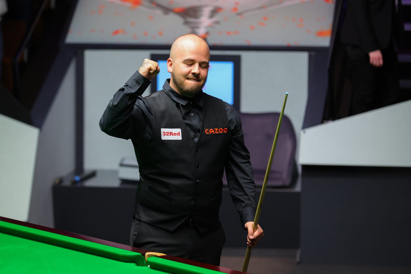 乐部全力以 乐部全力以